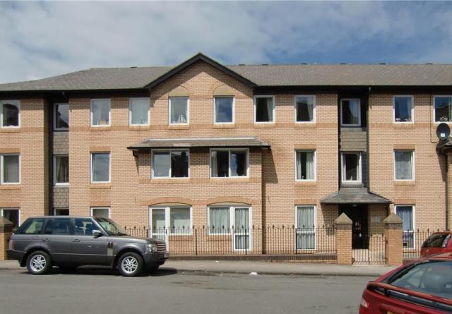  Image of 1 bedroom Apartment to rent in Grosvenor Crescent Scarborough YO11 at Homecrest House Grosvenor Crescent Scarborough, YO11 2LF