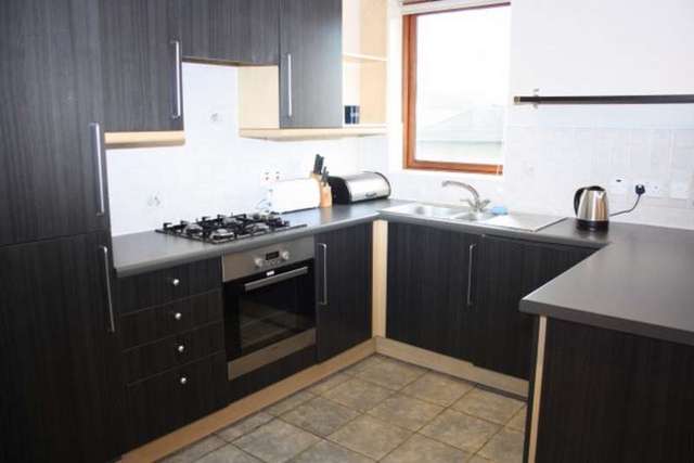  Image of 2 bedroom Flat to rent in Vantage Mews London E14 at London  Docklands, E14 9NY