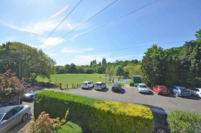  Image of 3 bedroom Cottage for sale in Victoria Road Ascot SL5 at South Ascot, SL5 9DR