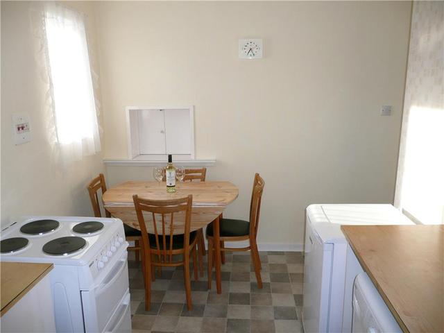  Image of 2 bedroom Flat to rent in Forrester Park Gardens Edinburgh EH12 at Corstorphine Edinburgh Edinburgh, EH12 9AB