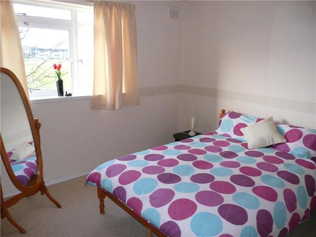 Image of 2 bedroom Flat to rent in Forrester Park Gardens Edinburgh EH12 at Corstorphine Edinburgh Edinburgh, EH12 9AB