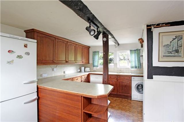 Image of 2 bedroom Cottage for sale in Church Street Bredon Tewkesbury GL20 at Church Street Bredon Gloucestershire, GL20 7LA