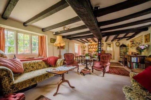  Image of 3 bedroom Detached house for sale in Great Coxwell Faringdon SN7 at Great Coxwell FARINGDON, SN7 7NG