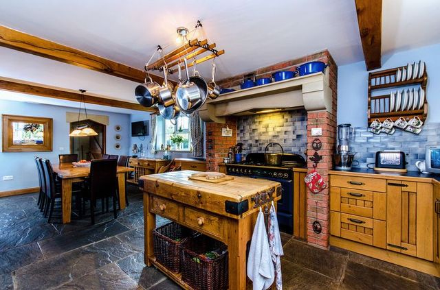  Image of 4 bedroom Detached house for sale in Wragby Road Bardney Lincoln LN3 at Wragby Road Bardney Bardney, LN3 5XE