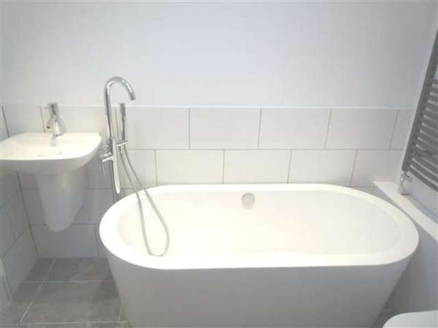  Image of 2 bedroom End of Terrace for sale in Cowlersley Lane Linthwaite Huddersfield HD4 at Milnsbridge, HD4 5UJ