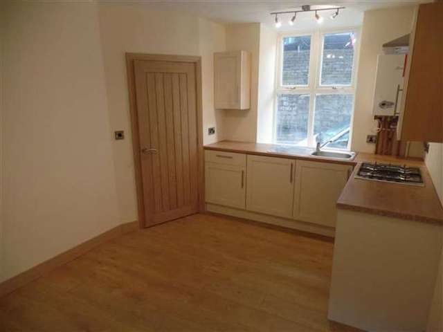  Image of 2 bedroom Terraced house to rent in Corporation Street Sowerby Bridge HX6 at Sowerby Bridge, HX6 2QQ