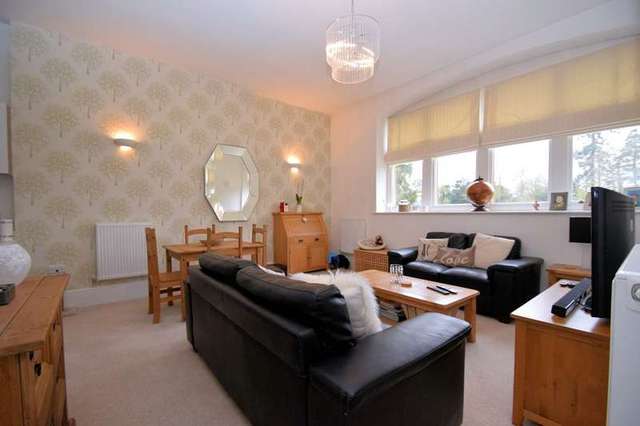  Image of 2 bedroom Flat to rent in Hermitage Court Cholsey Wallingford OX10 at Cholsey, OX10 9GE