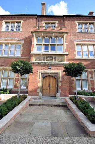  Image of 2 bedroom Flat to rent in Hermitage Court Cholsey Wallingford OX10 at Cholsey, OX10 9GE