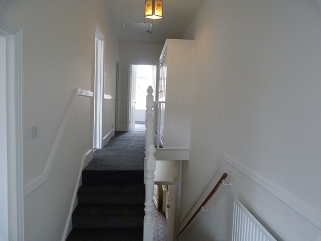  Image of 2 bedroom Flat to rent in Pendle Road London SW16 at Pendle road  Tooting, SW16 6RT