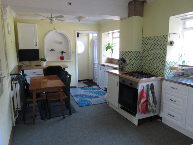  Image of 3 bedroom Detached house for sale in Cottingham Road Corby NN17 at Cottingham Road  Corby, NN17 1SY