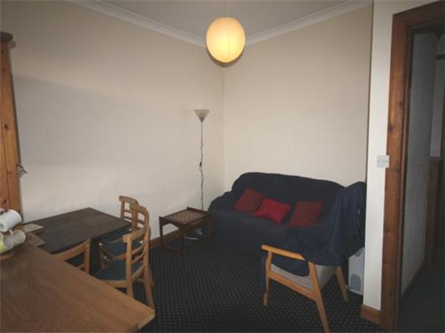  Image of 2 bedroom Flat to rent in Morrison Street Edinburgh EH3 at Haymarket Edinburgh Edinburgh, EH3 8AJ