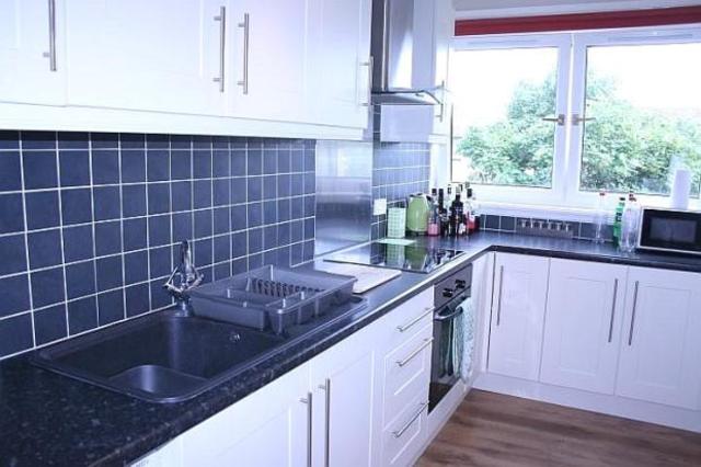  Image of 2 bedroom Flat to rent in Cornhill Gardens Aberdeen AB16 at Cornhill Aberdeen Aberdeen, AB16 5YH