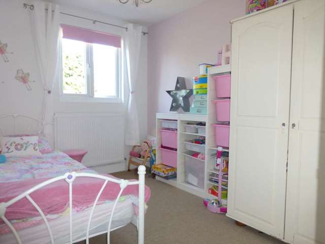  Image of 4 bedroom Bungalow for sale in Knutsford Avenue Watford WD24 at Knutsford Avenue  Watford, WD24 7EG