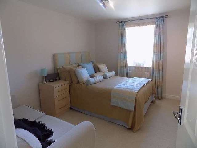  Image of 4 bedroom Detached house for sale in Angel Way North Cornelly Bridgend CF33 at Angel Way  North Cornelly, CF33 4PB