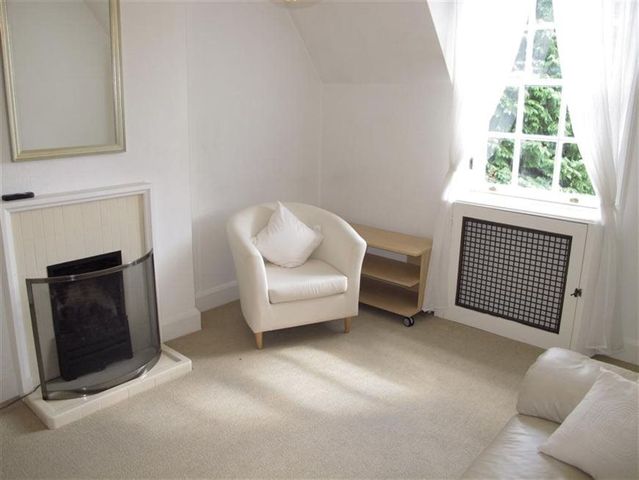  Image of 2 bedroom Flat to rent in Oak Lane Edinburgh EH12 at Corstorphine Edinburgh Edinburgh, EH12 6XH