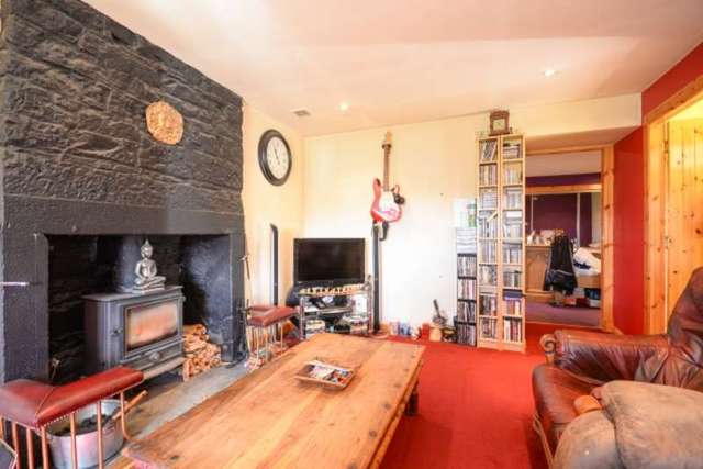  Image of 3 bedroom Cottage for sale in Finavon Forfar DD8 at Cottage  Forfar, DD8 1TJ