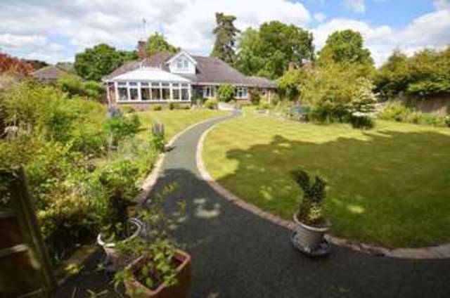  Image of 3 bedroom Detached house for sale in Horncastle Road Woodhall Spa LN10 at Horncastle Road  Woodhall Spa, LN10 6UZ