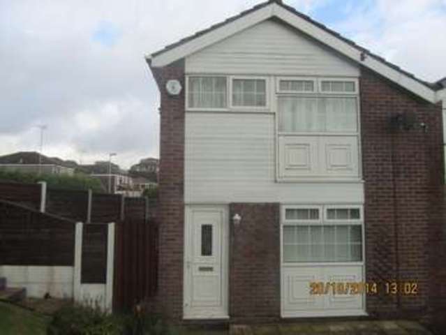  Image of 3 bedroom Semi-Detached house to rent in Cottage Walk Rochdale OL12 at Cottage Walk Shawclough Rochdale, OL12 6DZ