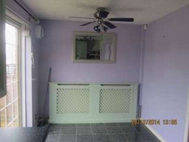  Image of 3 bedroom Semi-Detached house to rent in Cottage Walk Rochdale OL12 at Cottage Walk Shawclough Rochdale, OL12 6DZ