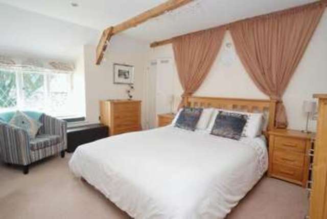  Image of 2 bedroom Cottage for sale in Larkham Lane Plympton Plymouth PL7 at Larkham Lane Plympton Plymouth, PL7 4PN