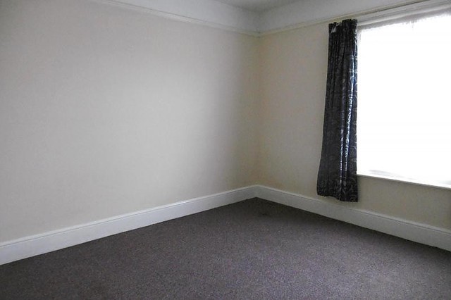  Image of 1 bedroom Detached house to rent in Wareham Road Corfe Mullen Wimborne BH21 at Corfe Mullen  Wimborne, BH21 3LA