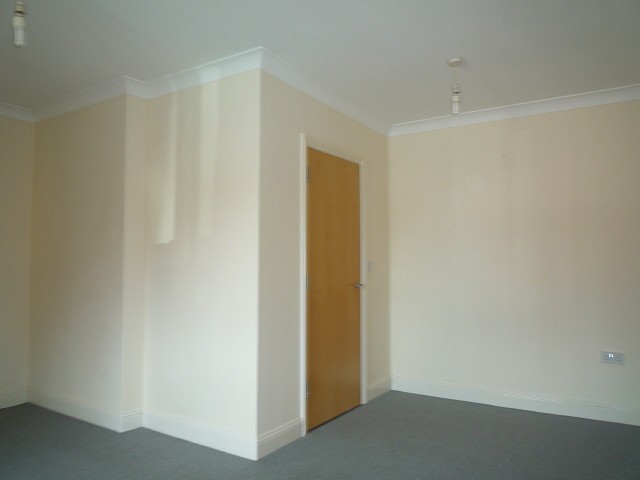  Image of 1 bedroom Flat to rent in Cornwall Road Portsmouth PO1 at Cornwall Mews 31a Cornwall Road Portsmouth, PO1 5AR