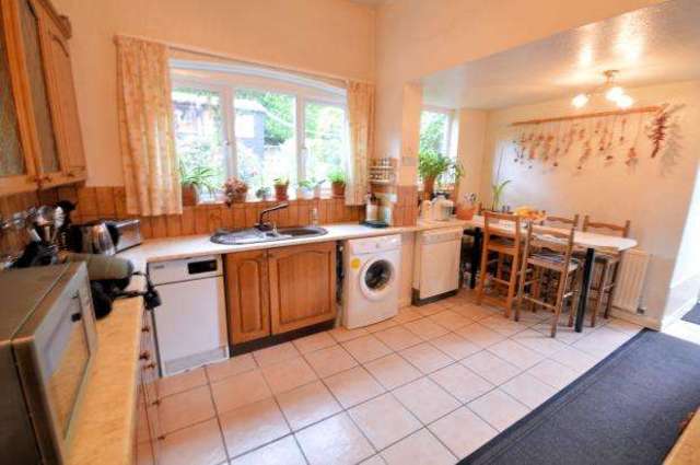  Image of 6 bedroom Semi-Detached house for sale in Osborne Park Scarborough YO12 at Osborne Park  Scarborough, YO12 5QF
