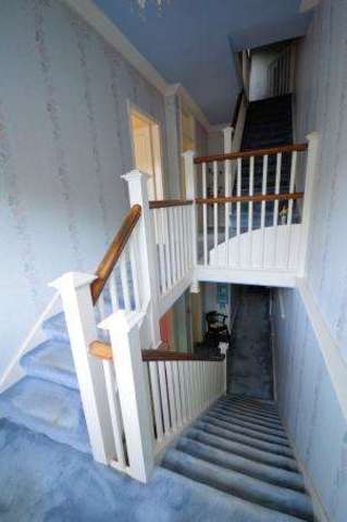  Image of 6 bedroom Semi-Detached house for sale in Osborne Park Scarborough YO12 at Osborne Park  Scarborough, YO12 5QF