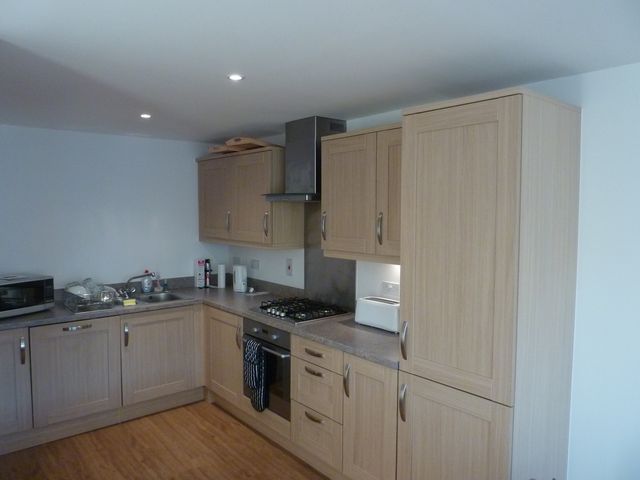  Image of 3 bedroom Flat to rent in Pinkhill Edinburgh EH12 at Corstorphine Edinburgh Edinburgh, EH12 7FA