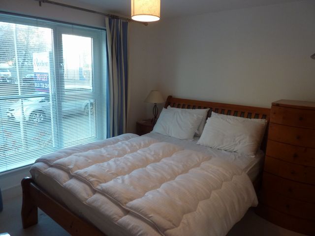  Image of 3 bedroom Flat to rent in Pinkhill Edinburgh EH12 at Corstorphine Edinburgh Edinburgh, EH12 7FA