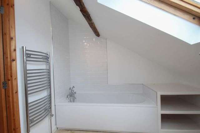  Image of 3 bedroom Semi-Detached house to rent in Stoke Canon Exeter EX5 at Stoke Canon Exeter, EX5 4AW