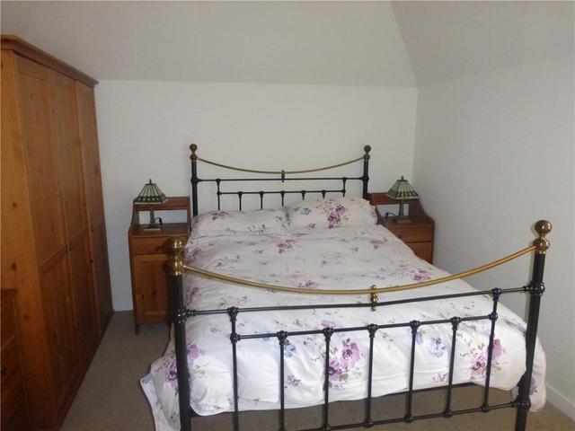  Image of 4 bedroom Flat to rent in Hutchison Cottages Edinburgh EH14 at Slateford Edinburgh Edinburgh, EH14 1PY