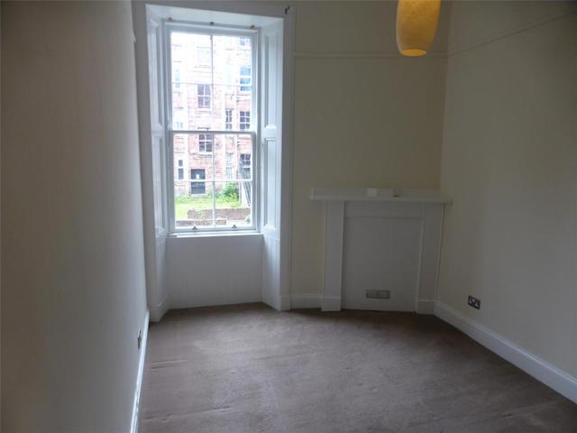  Image of 2 bedroom Flat to rent in Montague Street Glasgow G4 at West End Glasgow Glasgow, G4 9HU