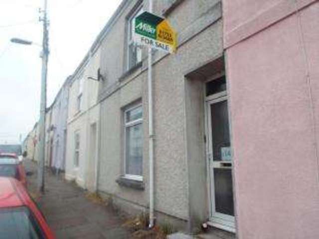  Image of 1 bedroom Flat for sale in Wellington Street Torpoint PL11 at Torpoint Cornwall Torpoint, PL11 2DE