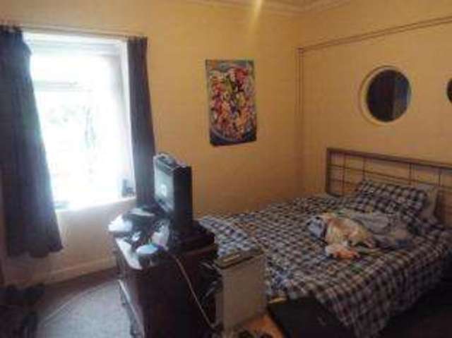  Image of 1 bedroom Flat for sale in Wellington Street Torpoint PL11 at Torpoint Cornwall Torpoint, PL11 2DE