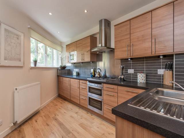  Image of 4 bedroom Terraced house to rent in Western Corner Edinburgh EH12 at Murrayfield Edinburgh Edinburgh, EH12 5PY