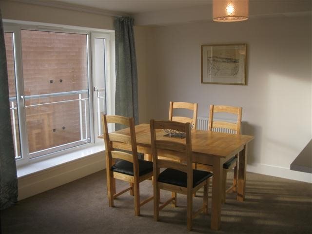  Image of 2 bedroom Flat to rent in Pinkhill Edinburgh EH12 at Corstorphine Edinburgh Edinburgh, EH12 7FA