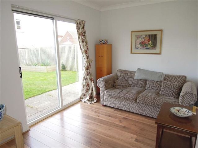  Image of 4 bedroom Detached house to rent in East Craigs Wynd East Craigs Edinburgh EH12 at Corstorphine Edinburgh Edinburgh, EH12 8HJ