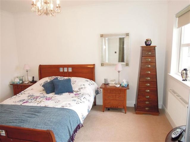  Image of 4 bedroom Detached house to rent in East Craigs Wynd East Craigs Edinburgh EH12 at Corstorphine Edinburgh Edinburgh, EH12 8HJ