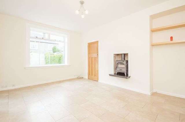  Image of 3 bedroom Flat for sale in Broomhall Avenue Edinburgh EH12 at Broomhall Avenue Corstorphine Edinburgh, EH12 7NA