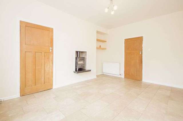  Image of 3 bedroom Flat for sale in Broomhall Avenue Edinburgh EH12 at Broomhall Avenue Corstorphine Edinburgh, EH12 7NA