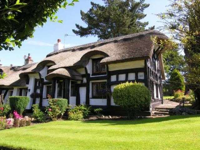  Image of 2 bedroom Cottage for sale in Well Lane Larbreck Preston PR3 at Well Lane Larbreck Preston, PR3 0XR