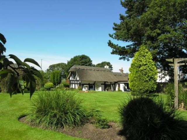 Image of 2 bedroom Cottage for sale in Well Lane Larbreck Preston PR3 at Well Lane Larbreck Preston, PR3 0XR