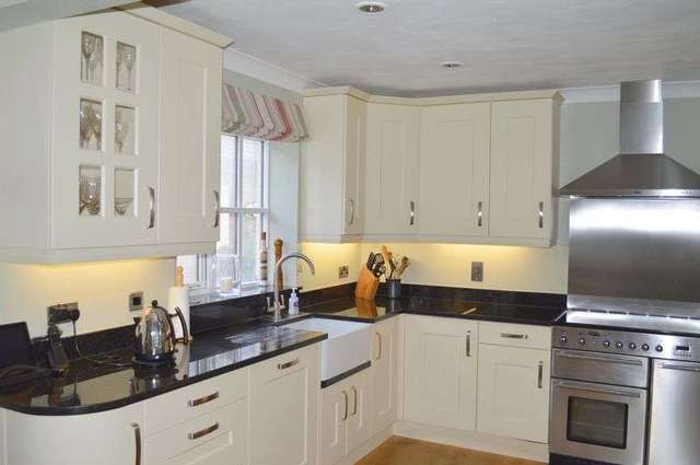 Image of 4 bedroom Detached house for sale in Olde Fairfield Bourton Gillingham SP8 at 1 Olde Fairfield Bourton Gillingham, SP8 5YG