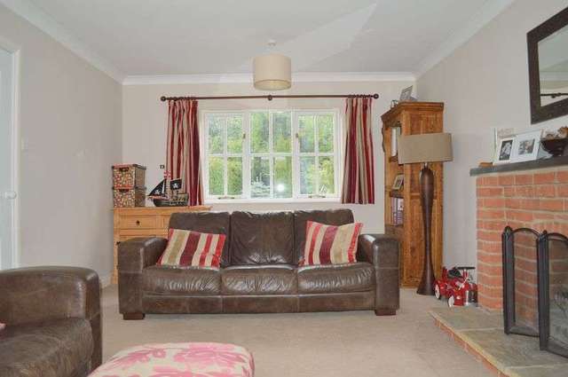  Image of 4 bedroom Detached house for sale in Olde Fairfield Bourton Gillingham SP8 at 1 Olde Fairfield Bourton Gillingham, SP8 5YG