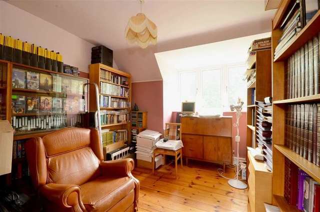  Image of 5 bedroom Detached house for sale in Grigg Lane Headcorn Ashford TN27 at Headcorn Ashford Headcorn, TN27 9LU