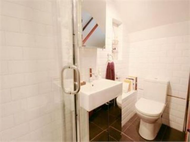  Image of 2 bedroom Ground Flat for sale in Stamford Brook Road London W6 at Stamford Brook Road Chiswick London, W6 0XH