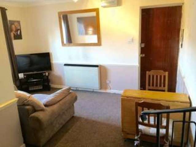  Image of 1 bedroom Flat for sale in Copperfields Laindon Basildon SS15 at Copperfields  Basildon, SS15 5RS