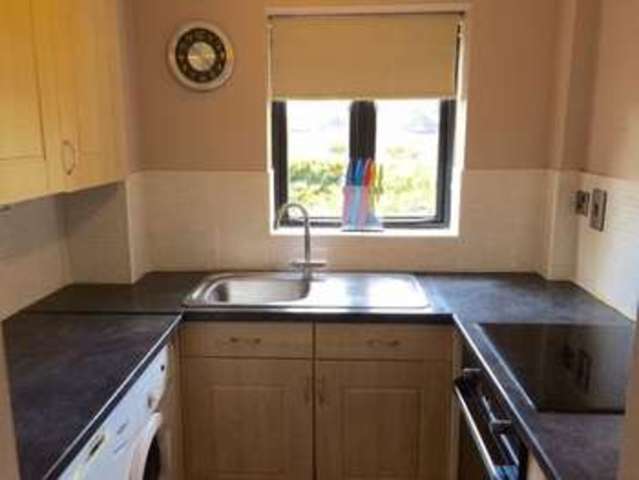  Image of 1 bedroom Flat for sale in Copperfields Laindon Basildon SS15 at Copperfields  Basildon, SS15 5RS