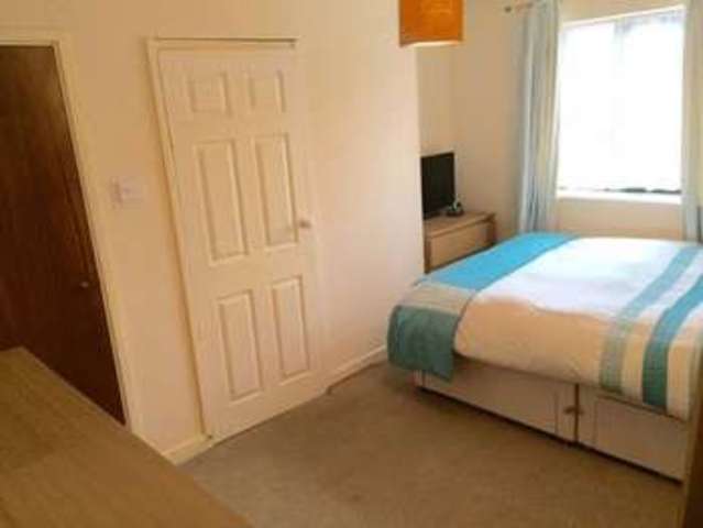  Image of 1 bedroom Flat for sale in Copperfields Laindon Basildon SS15 at Copperfields  Basildon, SS15 5RS